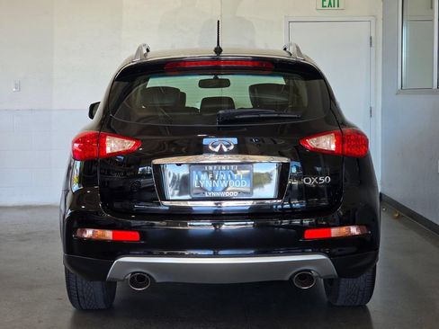 Used 2016 INFINITI QX50 AWD w/ Premium Package image 5