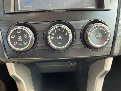 Used 2015 Subaru Forester 2.5i Premium image 19