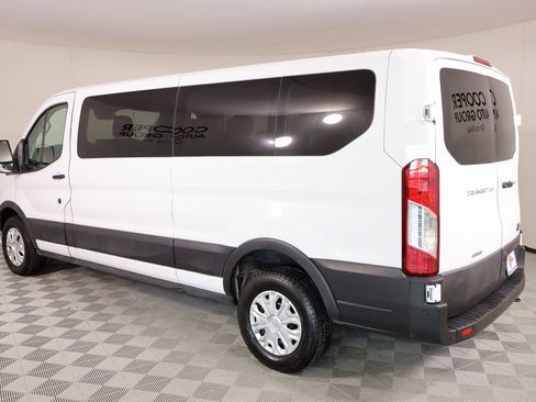 Used 2023 Ford Transit 350 XLT image 21