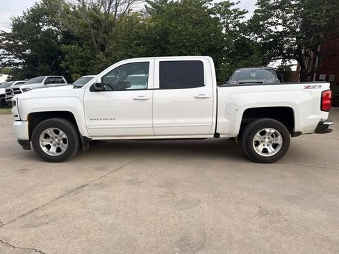 Used 2017 Chevrolet Silverado 1500 LT w/ All Star Edition AWD/4WD image 3