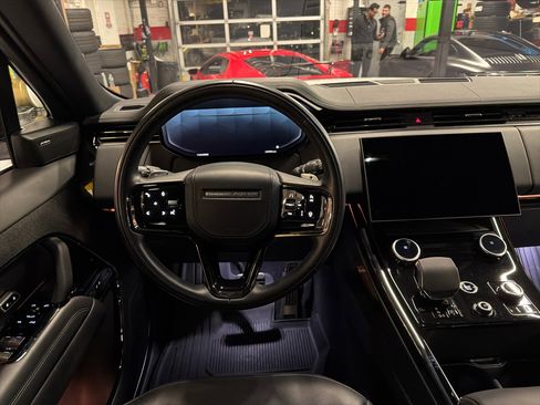 Used 2023 Land Rover Range Rover Sport SE Dynamic image 13