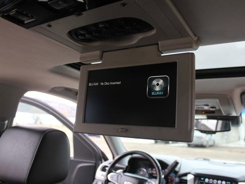 Used 2016 Chevrolet Suburban LTZ image 44