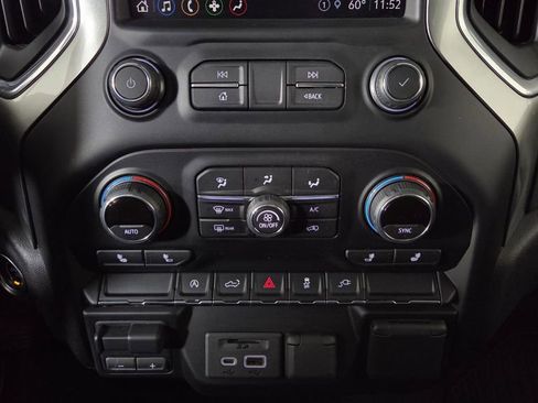 Used 2021 Chevrolet Silverado 1500 LT w/ All Star Edition Plus image 24