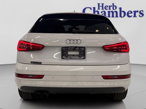 Used 2017 Audi Q3 2.0T Premium image 6