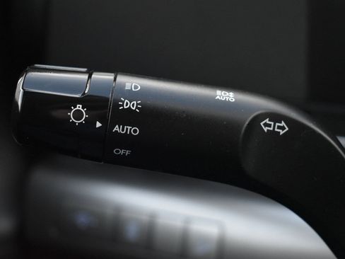 Used 2025 Hyundai Kona SEL image 22