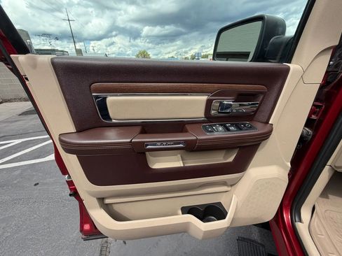 Used 2014 RAM 1500 Laramie w/ Convenience Group image 12