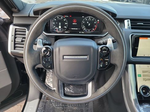 Used 2022 Land Rover Range Rover Sport HST image 12