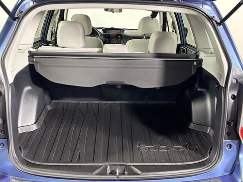 Used 2015 Subaru Forester 2.5i Premium w/ All-Weather Package AWD/4WD image 21