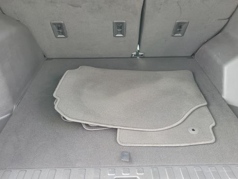 Used 2023 Chevrolet Equinox LS FWD image 9