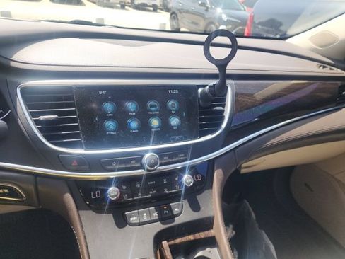 Used 2018 Buick LaCrosse Premium w/ Driver Confidence Package #2 AWD/4WD image 8