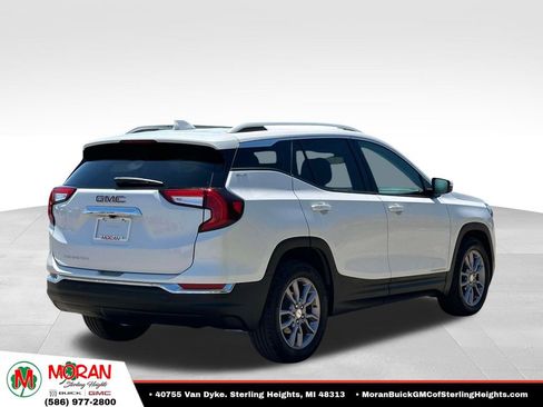 Certified 2023 GMC Terrain SLT FWD image 4