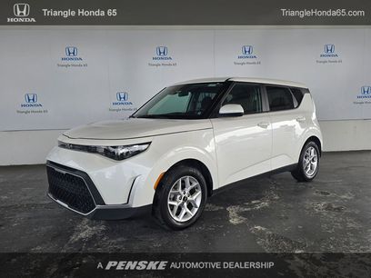 Used 2025 Kia Soul LX
