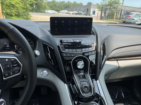 Used 2019 Acura RDX AWD w/ Advance Package image 25