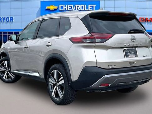 Used 2023 Nissan Rogue SL AWD/4WD image 4