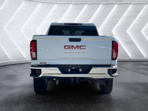 New 2026 GMC Sierra 3500 Pro image 5