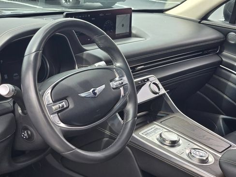 Used 2024 Genesis GV80 2.5T AWD/4WD image 11