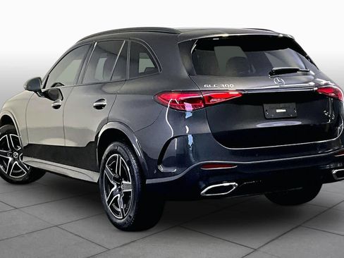 Used 2026 Mercedes-Benz GLC 300 4MATIC image 12