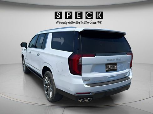 New 2026 GMC Yukon XL Denali Ultimate AWD/4WD image 3