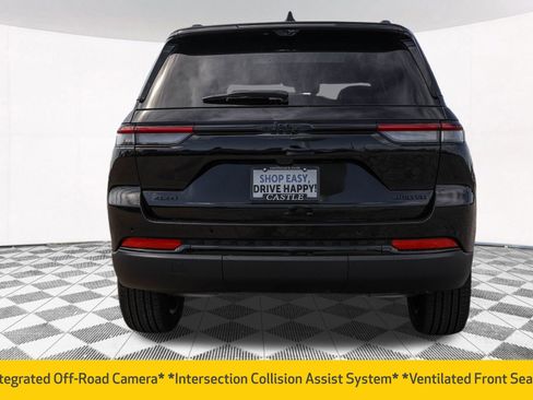 New 2025 Jeep Grand Cherokee Limited w/ Luxury Tech Group II image 13