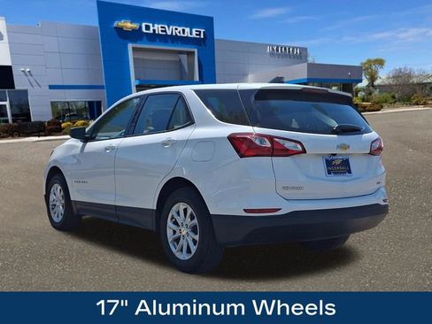 Used 2019 Chevrolet Equinox LS AWD/4WD image 23