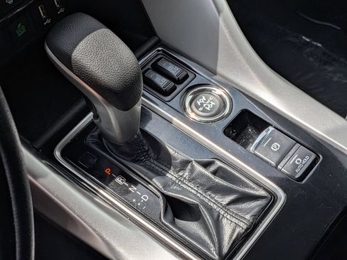 Used 2025 Mitsubishi Eclipse Cross SE AWD/4WD image 20