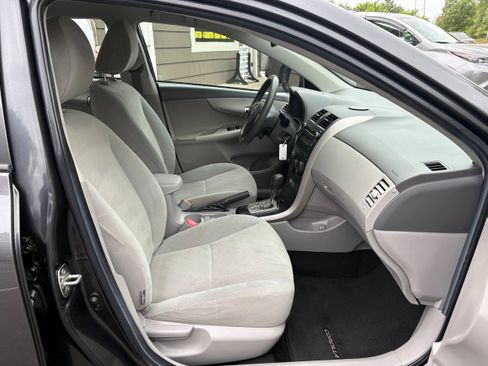 Used 2010 Toyota Corolla LE FWD image 20