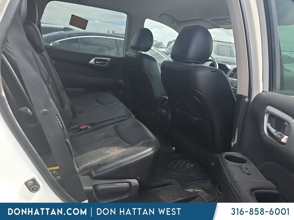 Used 2020 Nissan Pathfinder SL AWD/4WD image 4