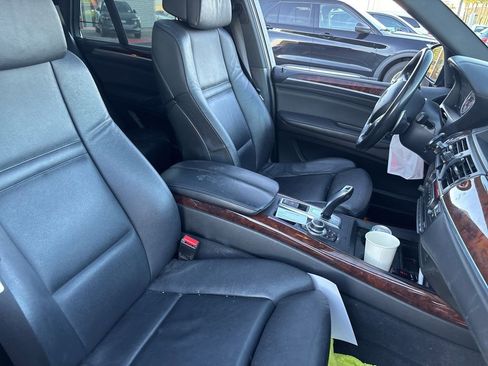 Used 2012 BMW X5 xDrive50i image 6