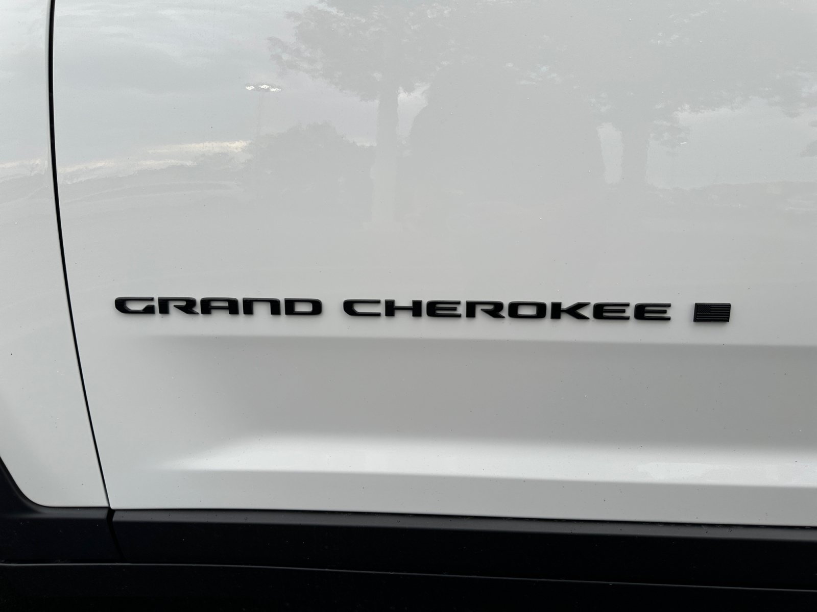 New 2026 Jeep Grand Cherokee Limited w/ Limited Altitude Package AWD/4WD image 13