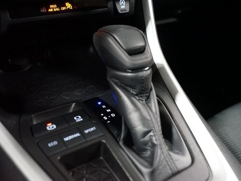 Certified 2024 Toyota RAV4 LE image 21