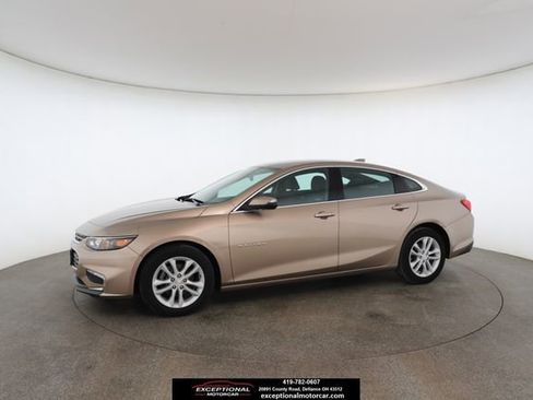 Used 2018 Chevrolet Malibu LT image 4