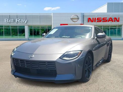 Used 2024 Nissan Z Performance w/ Floor Mat Package RWD image 2