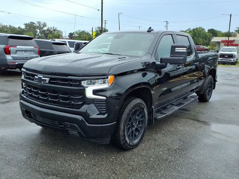 Used 2025 Chevrolet Silverado 1500 RST w/ Convenience Package II AWD/4WD image 3