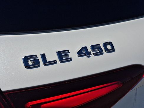 Used 2024 Mercedes-Benz GLE 450 4MATIC image 30
