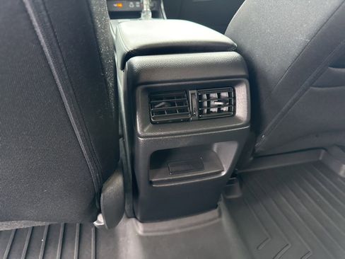 Used 2023 Honda CR-V EX image 15