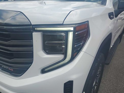 Used 2024 GMC Sierra 1500 AT4 w/ Technology Package AWD/4WD image 16