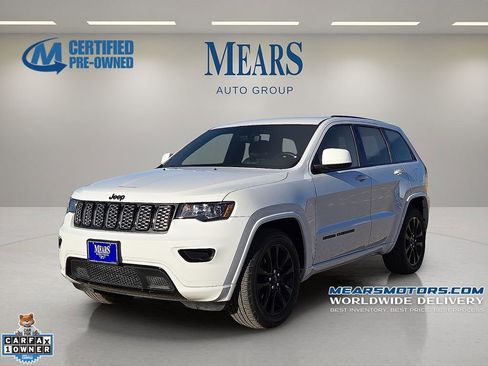 Used 2020 Jeep Grand Cherokee Altitude image 1