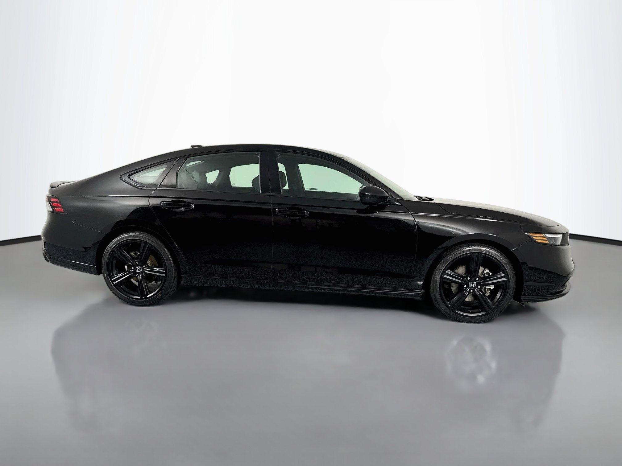 Certified 2023 Honda Accord Sport image 4
