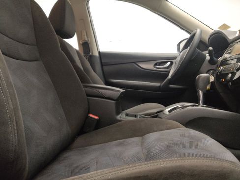 Used 2015 Nissan Rogue S FWD image 21