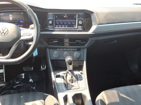 Used 2023 Volkswagen Jetta Sport FWD image 14