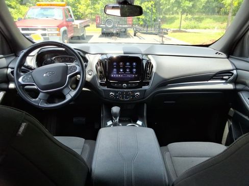 Used 2022 Chevrolet Traverse LT w/ Midnight/Sport Edition AWD/4WD image 20