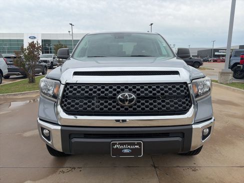 Used 2020 Toyota Tundra SR5 w/ SR5 Upgrade Package image 8