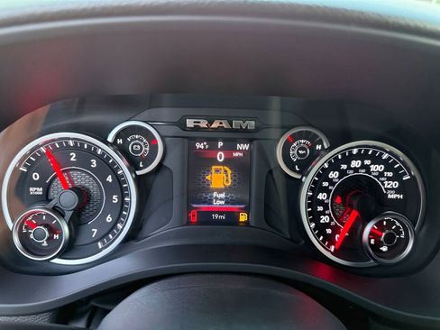New 2026 RAM 1500 Express AWD/4WD image 16