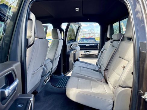 Used 2021 GMC Sierra 2500 SLE w/ SLE Value Package; AWD/4WD image 20