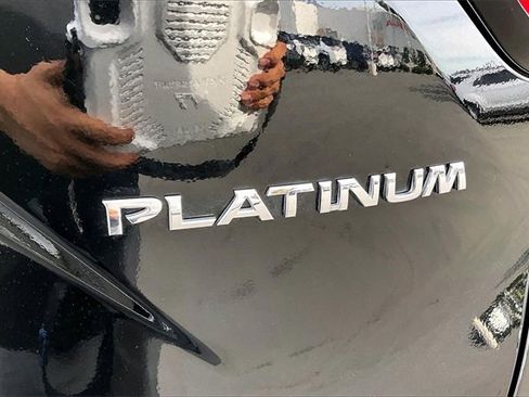 Certified 2017 Nissan Murano Platinum w/ Platinum Technology Package image 24