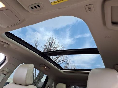 Used 2023 Lincoln Nautilus Reserve image 5