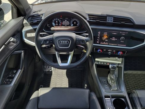 Used 2025 Audi Q3 2.0T Premium w/ Black Optic Sport Package AWD/4WD image 21