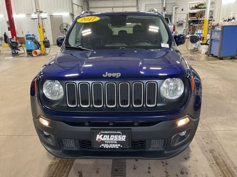 Used 2017 Jeep Renegade Latitude w/ Popular Equipment Group image 2