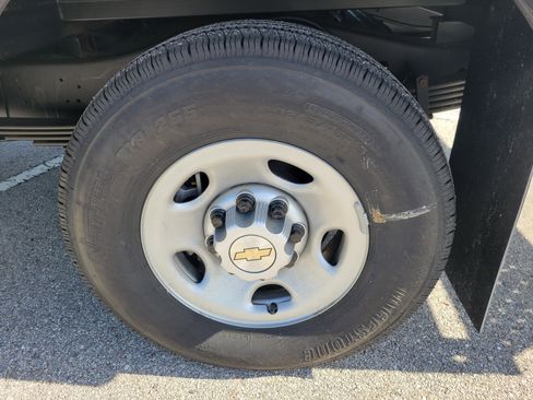 New 2025 Chevrolet Express 3500 w/ Power Convenience Package RWD image 27