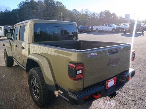 New 2026 Jeep Gladiator Rubicon image 8